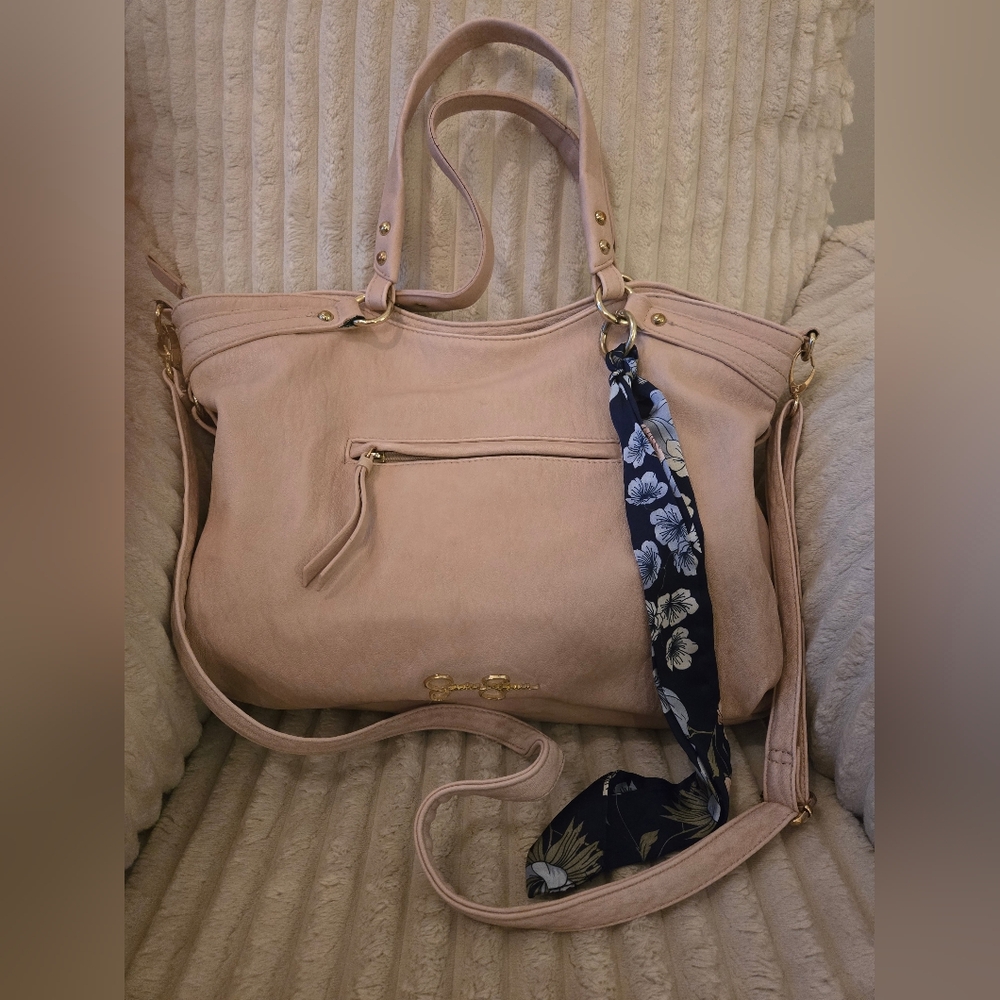 🩷Jessica Simpson Blush Pink Tote with Navy Floral Scarf🩷 - Picture 2 of 9